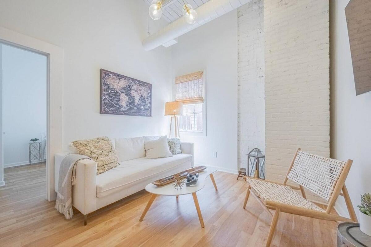 Apartament Darlin' Downtown Dawghouse Athens Zewnętrze zdjęcie